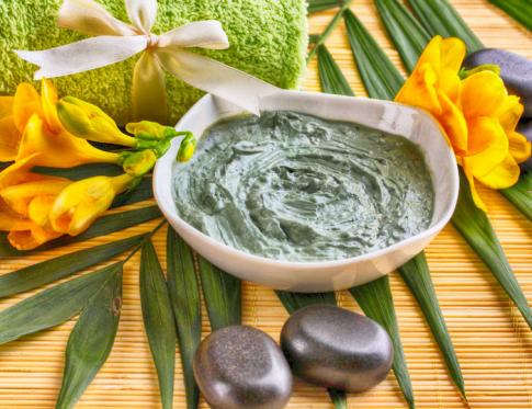 Tratamiento de las hemorroides utilizando la arcilla verde
