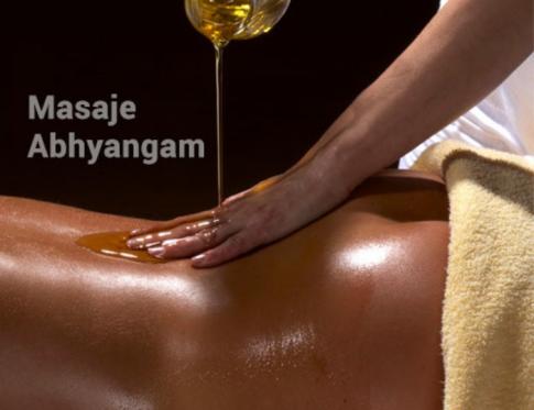 En qué consiste el masaje Abhyangam