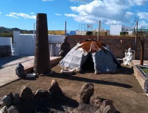 Inipi o temazcal, cabaña de sudar