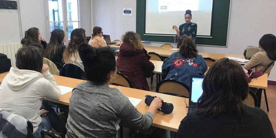 Técnico especializado en masajes orientales