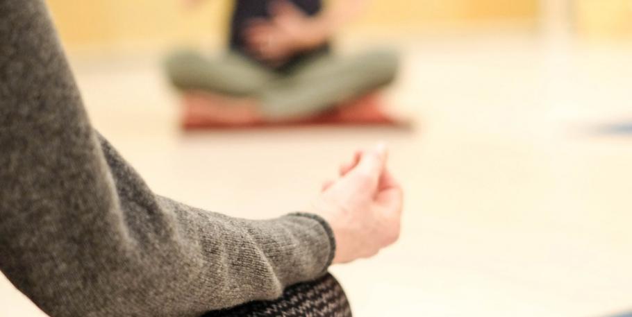 Taller introducción al yoga sensible al trauma