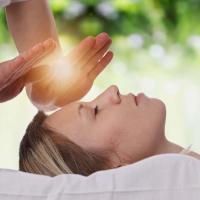 Especial de terapeuta profesional de Reiki