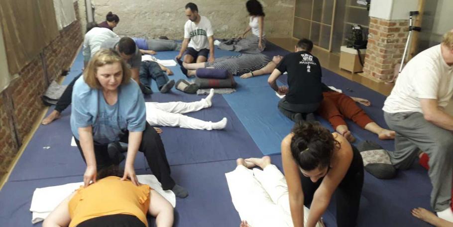 Ven a recibir una sesión de Masaje Shiatsu gratuita.