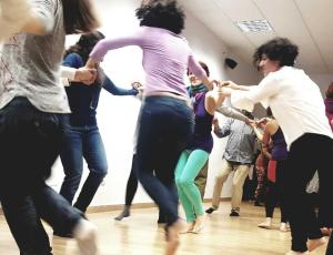 Clases semanales de Biodanza