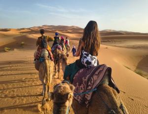 Retiro de mujeres conscientes en el desierto de marruecos
