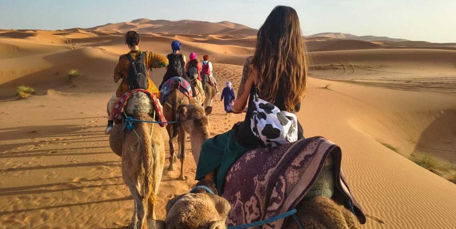 Retiro de mujeres conscientes en el desierto de marruecos