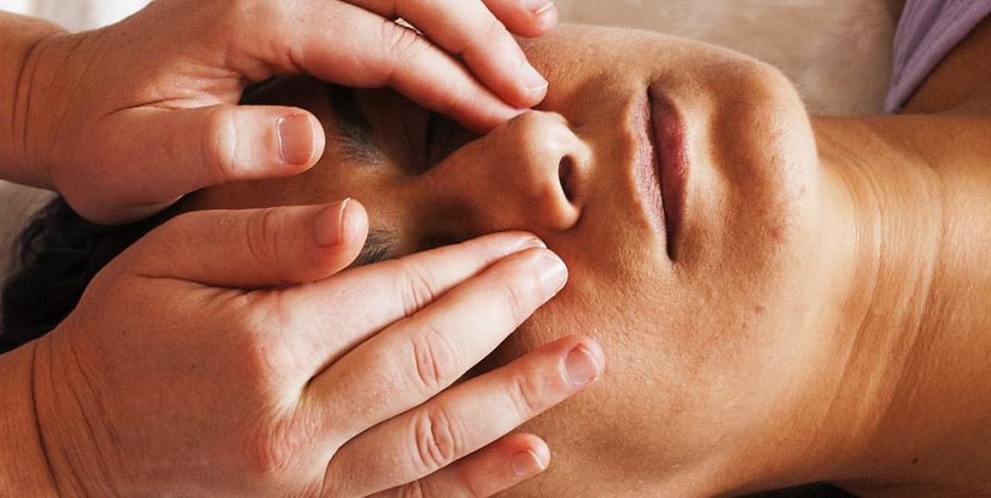 Mímate con Shiatsu Facial