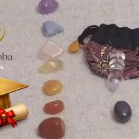Equilibrio de Chakras con péndulo, cristales y aceites esenciales